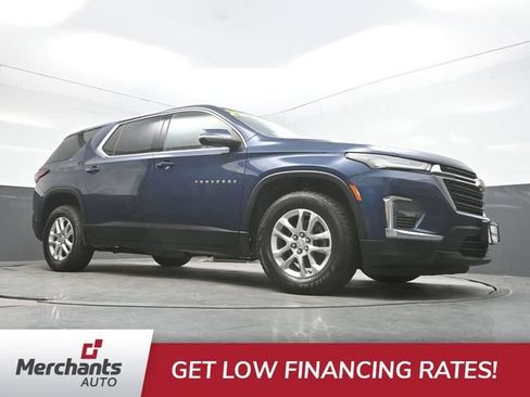 Used 2022 Chevrolet Traverse LS AWD/4WD image 47
