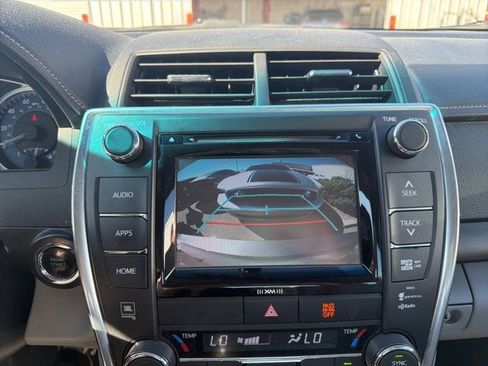 Certified 2017 Toyota Camry XLE image 9