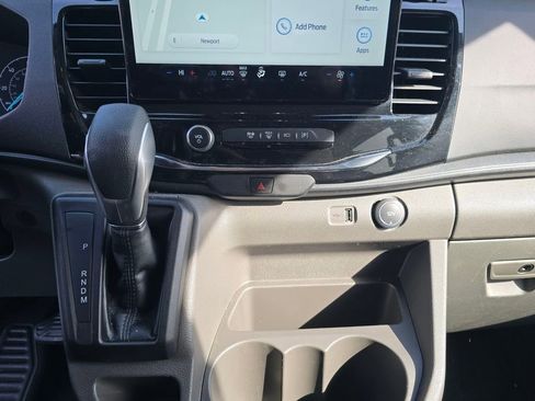 Used 2023 Ford Transit 350 XLT image 21