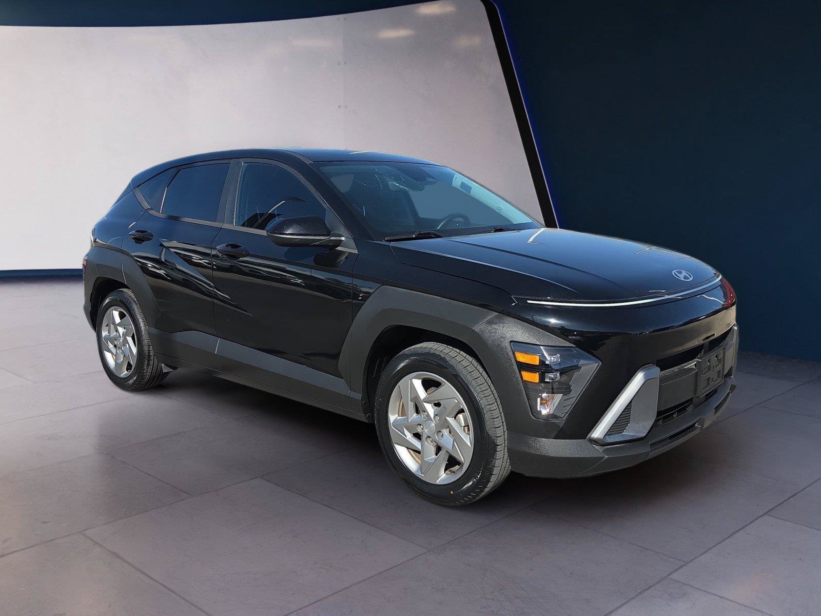 Used 2024 Hyundai Kona SE FWD image 7