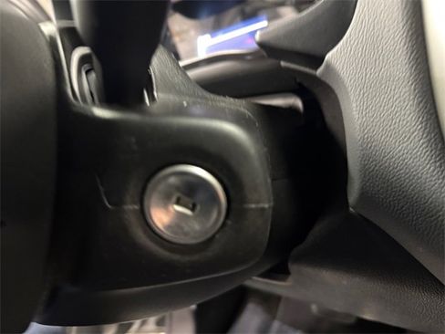 Used 2017 Chevrolet Colorado Z71 image 20