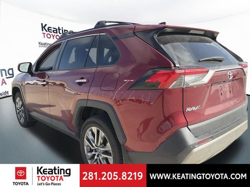 Certified 2023 Toyota RAV4 Limited FWD image 5