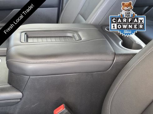 Used 2022 Chevrolet Tahoe Z71 w/ Luxury Package AWD/4WD image 9