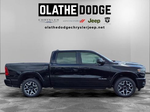 New 2026 RAM 1500 Laramie AWD/4WD image 29
