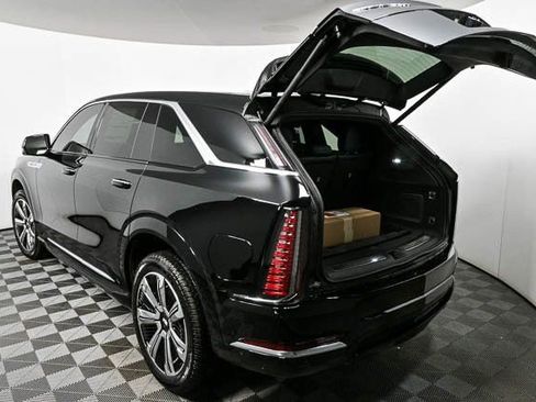 New 2025 Cadillac Escalade IQ Luxury 2 image 25