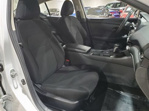 Used 2024 Nissan Sentra S FWD image 14