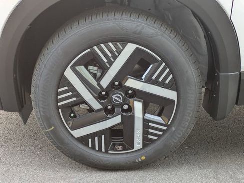 New 2026 Nissan Kicks SV w/ SV Premium Package image 11