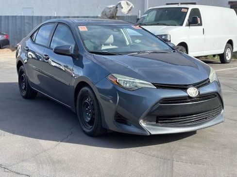 Used 2018 Toyota Corolla LE w/ Carpet Mat Package (TMS) image 1