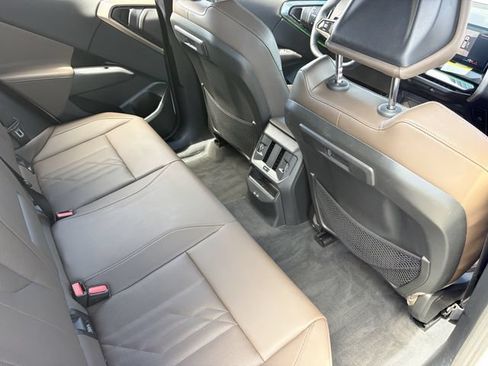 Certified 2025 BMW X3 xDrive30i w/ Premium Package AWD/4WD image 15