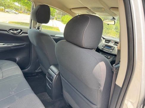Used 2016 Nissan Sentra S image 14