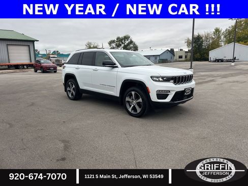 Used 2023 Jeep Grand Cherokee 4xe w/ Luxury Tech Group II image 7