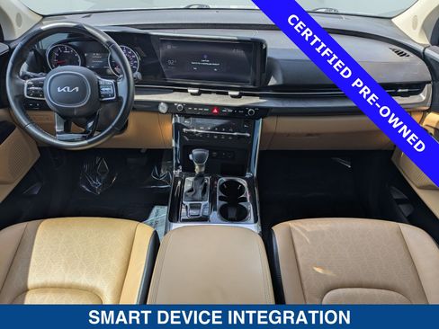 Used 2022 Kia Carnival EX FWD image 18