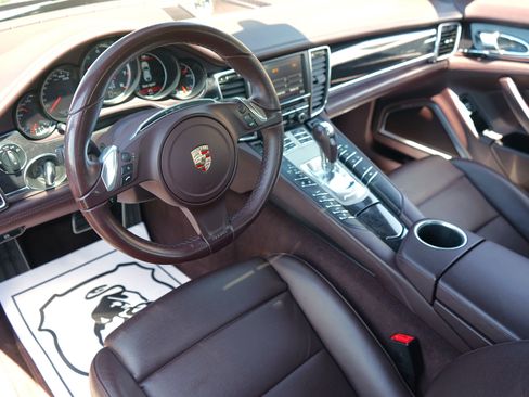 Used 2014 Porsche Panamera AWD/4WD image 18
