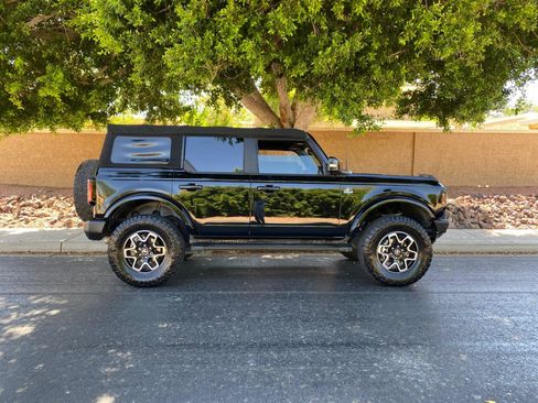 Used 2021 Ford Bronco Outer Banks AWD/4WD image 4