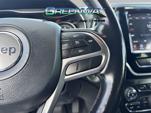 Used 2020 Jeep Cherokee Limited image 20