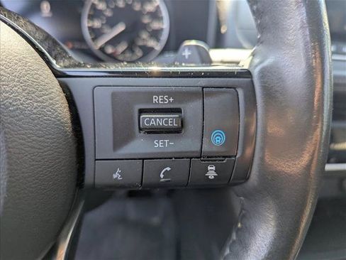 Used 2023 Nissan Rogue SV w/ SV Premium B Package FWD image 14