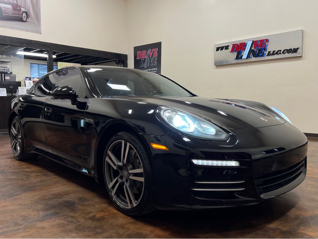 Used 2014 Porsche Panamera 4 AWD/4WD image 3