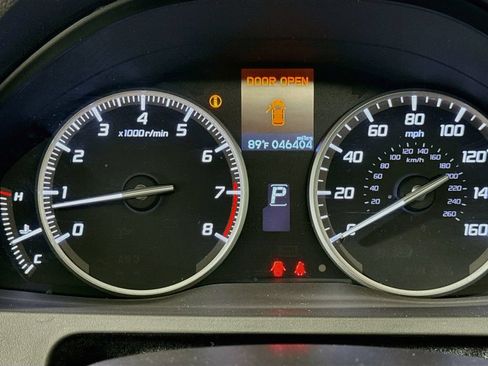 Used 2018 Acura RDX w/ Technology Package FWD image 12