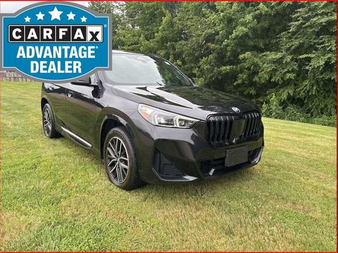 Used 2023 BMW X1 xDrive28i w/ Premium Package AWD/4WD image 2