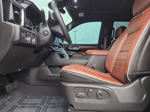 Used 2022 GMC Sierra 1500 Denali Ultimate image 11
