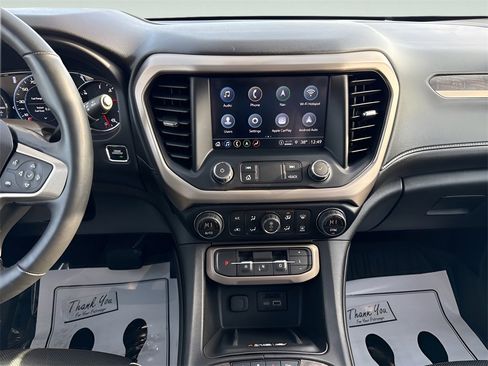 Used 2023 GMC Acadia Denali image 15