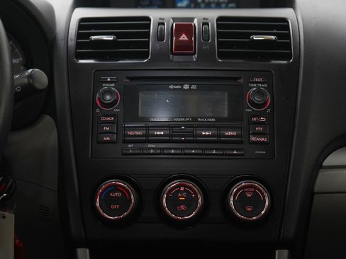 Used 2015 Subaru Forester 2.5i Limited image 15