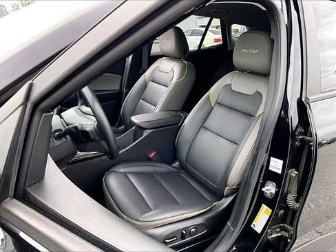 Used 2024 Chevrolet Trax ACTIV FWD image 10