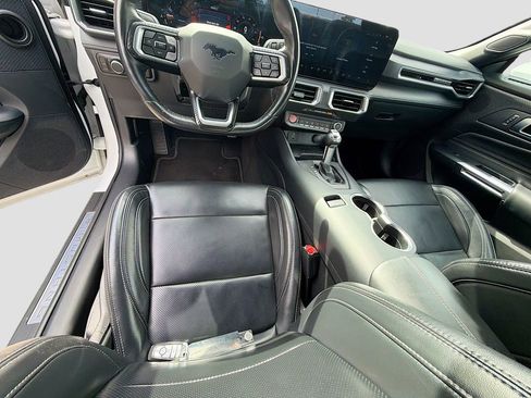 Used 2024 Ford Mustang Premium image 17