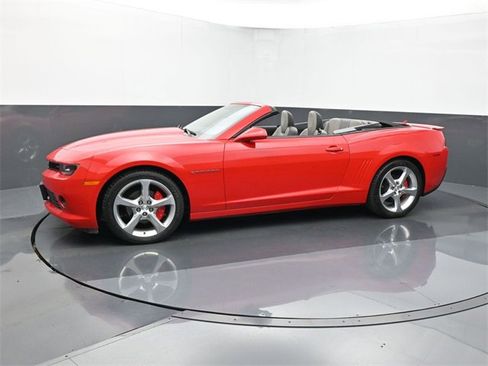 Used 2015 Chevrolet Camaro LT w/ RS Package image 2