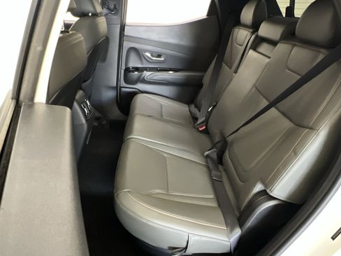 Used 2022 Hyundai Santa Cruz Limited image 23