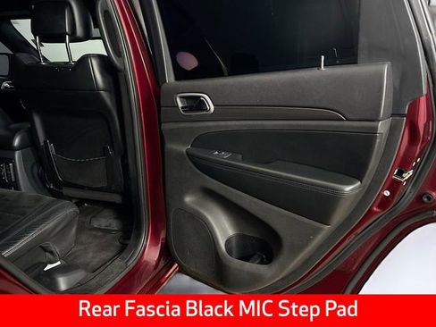 Used 2018 Jeep Grand Cherokee Altitude image 30