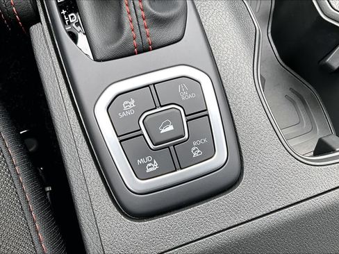 New 2026 Nissan Frontier PRO-4X AWD/4WD image 19