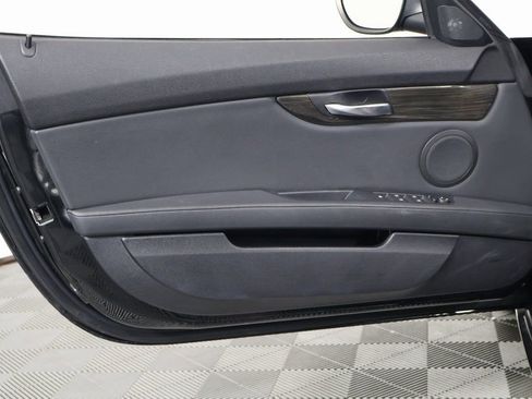 Used 2016 BMW Z4 sDrive28i image 12