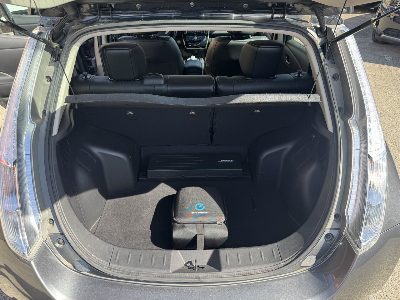 Used 2016 Nissan Leaf SL w/ Premium Package FWD image 24