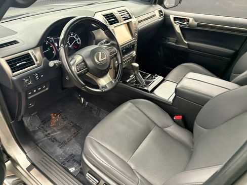 Used 2021 Lexus GX 460 Premium w/ Premium Package AWD/4WD image 12