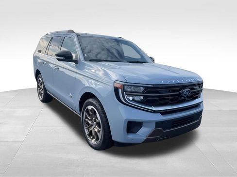 New 2026 Ford Expedition King Ranch AWD/4WD image 2