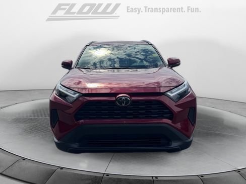 Used 2025 Toyota RAV4 XLE FWD image 2