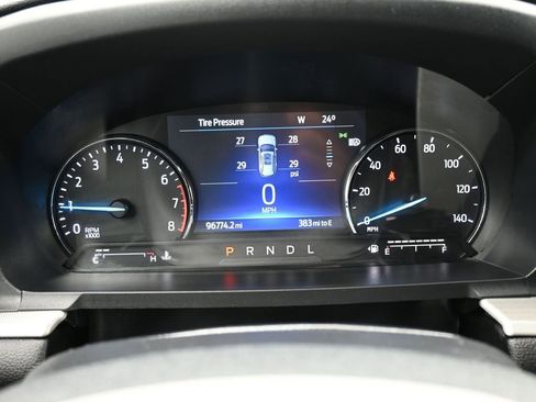 Used 2022 Ford Explorer XLT w/ Equipment Group 202A image 26