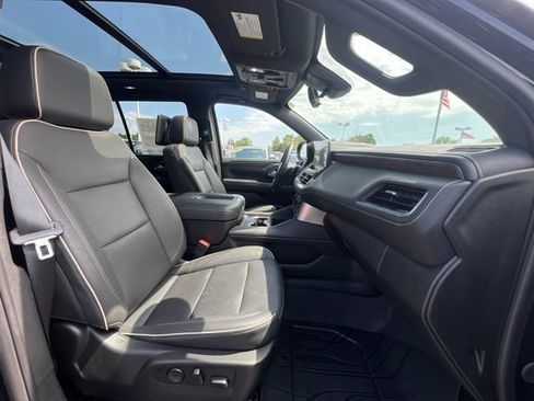 Used 2023 Chevrolet Tahoe Premier w/ Advanced Technology Package AWD/4WD image 13