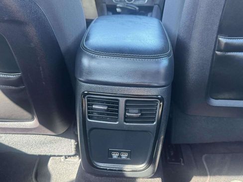 Used 2019 Dodge Charger SXT w/ Blacktop Package RWD image 45