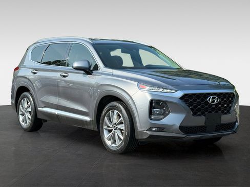 Used 2020 Hyundai Santa Fe SEL w/ Convenience Package FWD image 3
