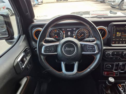 Used 2023 Jeep Gladiator Mojave w/ Trailer Tow Package AWD/4WD image 12