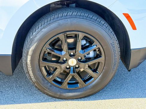 Used 2024 Chevrolet Equinox LT image 24