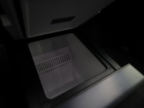 Used 2024 Tesla Cybertruck Cyberbeast image 42