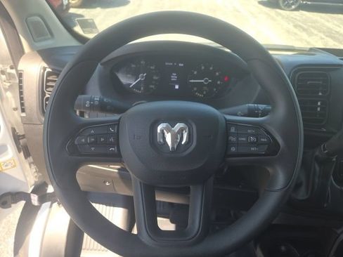 Used 2025 RAM ProMaster 2500 w/ Convenience Group FWD image 25