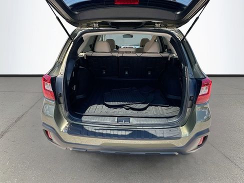 Used 2018 Subaru Outback 2.5i Premium AWD/4WD image 25
