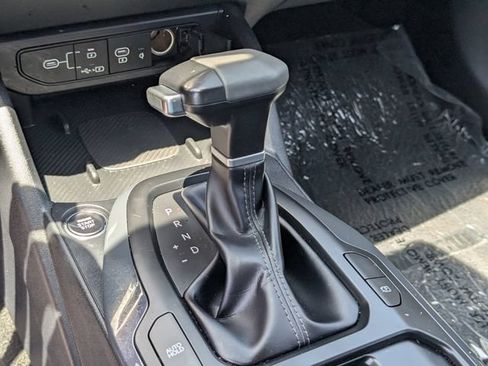 Used 2025 Kia K4 EX FWD image 23