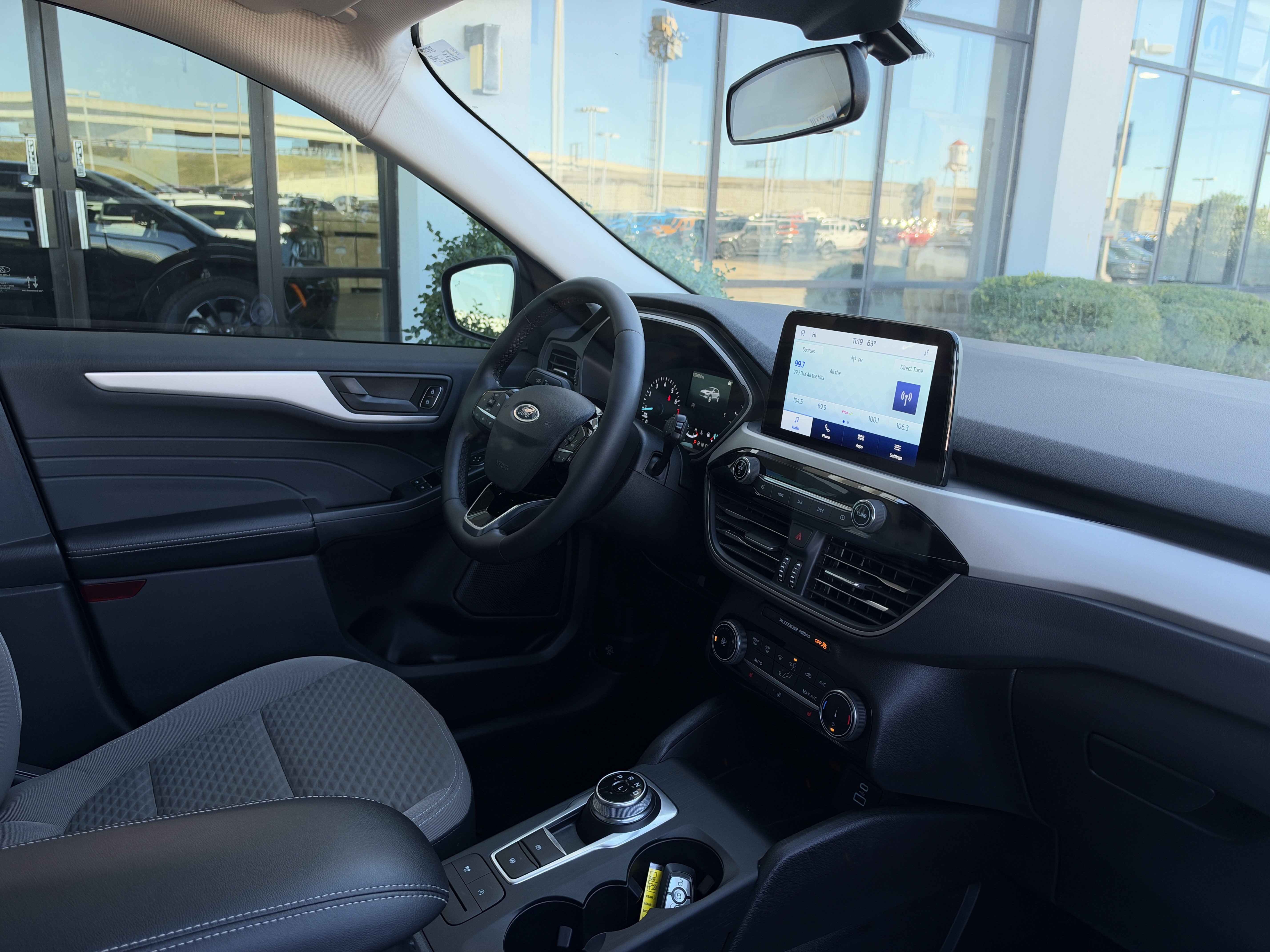 Used 2022 Ford Escape SE w/ Cold Weather Package AWD/4WD image 22