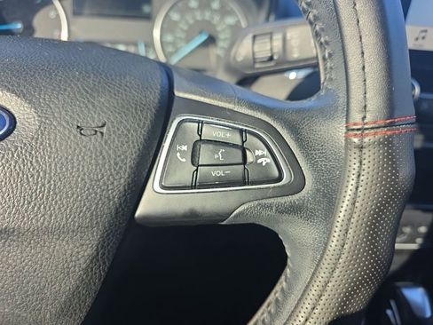 Used 2018 Ford EcoSport SE w/ SE Convenience Package image 25