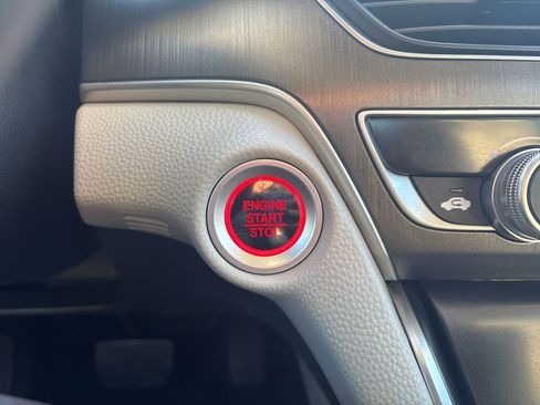 Used 2020 Honda Accord LX image 17